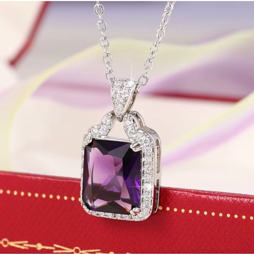 NEW 18k White Gold Purple Amethyst Diamond Pendant Necklace